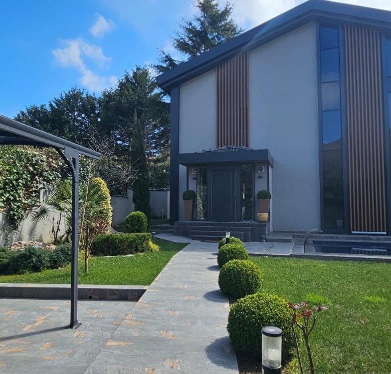 Exclusive Luxury Villa for Sale in Sarıyer Istanbul | Bosphorus View | Realty Homist